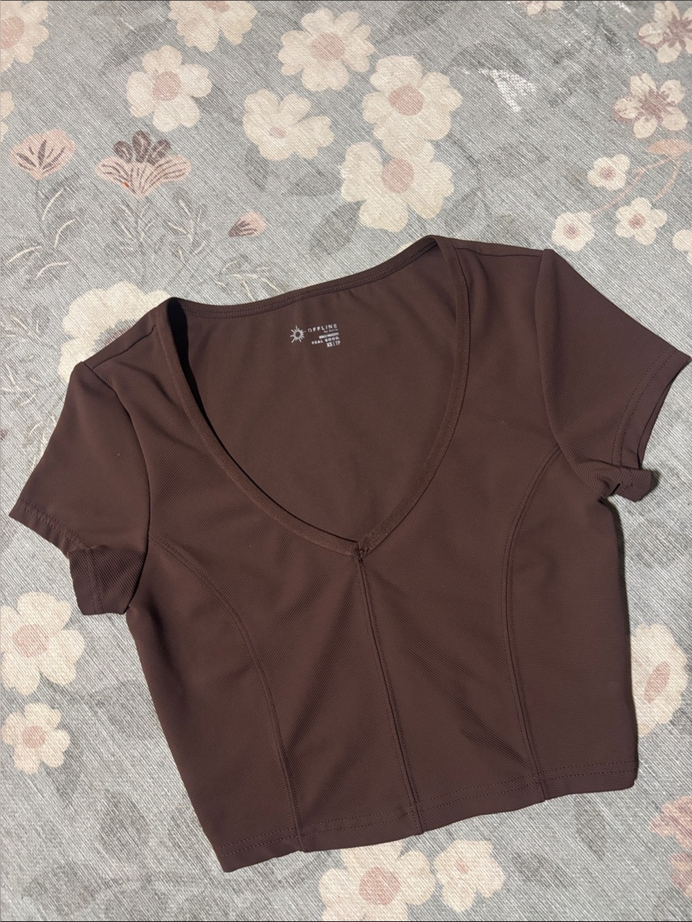 OffLine/aerie V-Neck Short Sleeve Crop Top - Brown